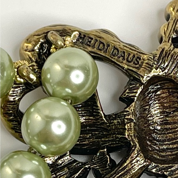 Heidi Daus Pale Sage Green Pearl and Pastel Crystal Necklace - Picture 11 of 14